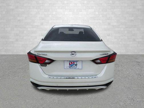 Pearl White Tricoat 2019 Nissan Altima 2.5 Platinum