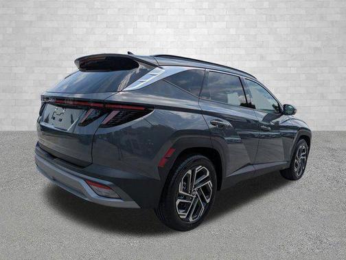 Ecotronic Gray 2026 Hyundai TUCSON Limited