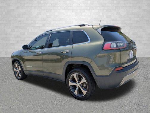 Olive Green Pearlcoat 2019 Jeep Cherokee Limited
