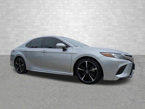 Celestial Silver Metallic 2018 Toyota Camry XSE