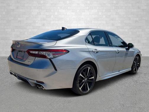 Celestial Silver Metallic 2018 Toyota Camry XSE