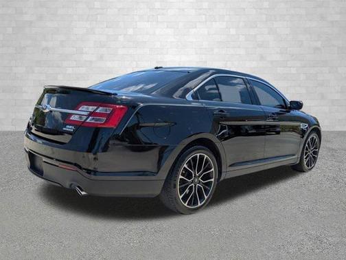 2017 Ford Taurus SEL