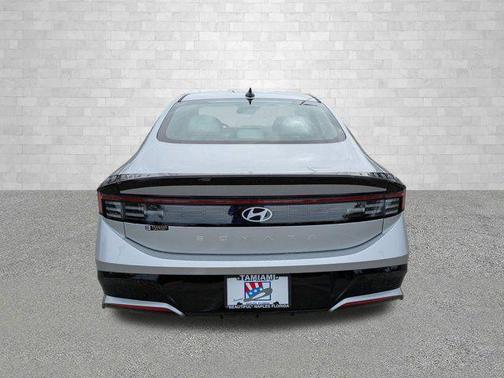 2026 Hyundai SONATA SEL