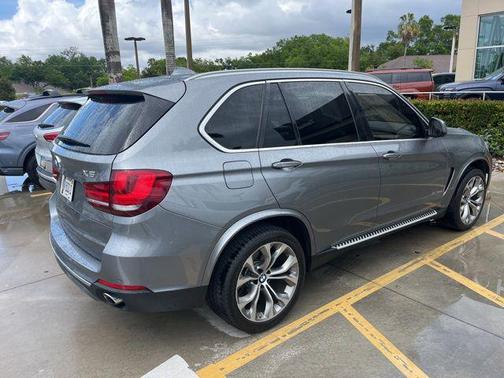 Space Gray Metallic 2017 BMW X5 xDrive35d