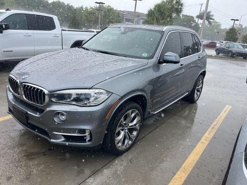 Space Gray Metallic 2017 BMW X5 xDrive35d