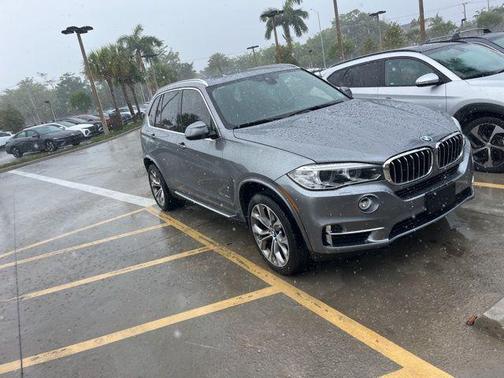 Space Gray Metallic 2017 BMW X5 xDrive35d