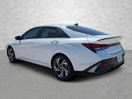 2025 Hyundai ELANTRA Sport