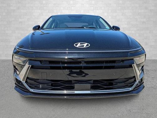 2024 Hyundai SONATA Hybrid Limited