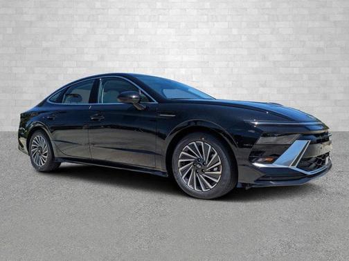 2024 Hyundai SONATA Hybrid Limited