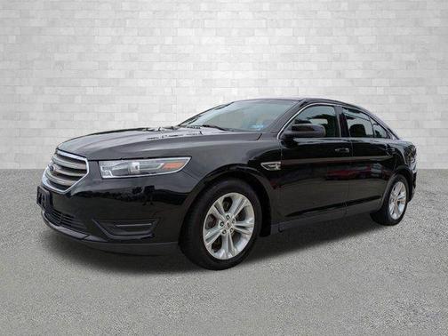 2018 Ford Taurus SEL