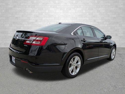 2018 Ford Taurus SEL