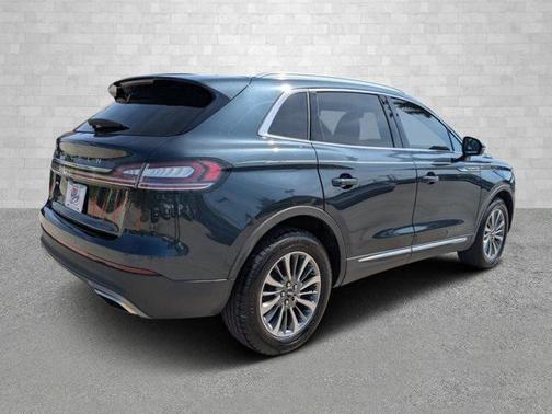 2021 Lincoln Nautilus Reserve