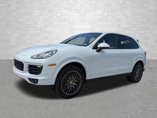 2017 Porsche Cayenne Platinum Edition