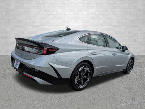 2026 Hyundai SONATA SEL