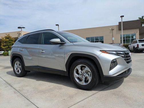 Shimmering Silver 2024 Hyundai TUCSON SEL