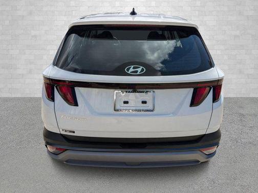 Serenity White Pearl 2026 Hyundai TUCSON SE