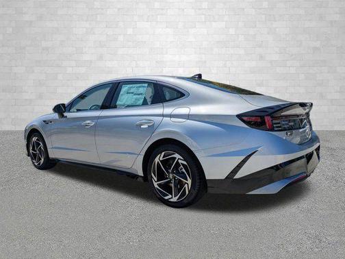 Aero Silver 2026 Hyundai SONATA SEL