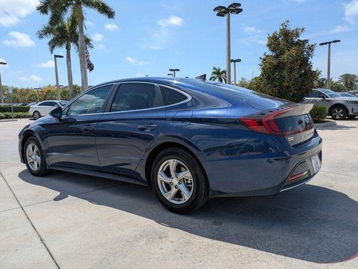 2021 Hyundai SONATA SE