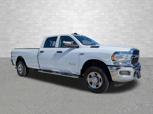 2019 RAM 2500 Tradesman Crew Cab 4x4 8' Box