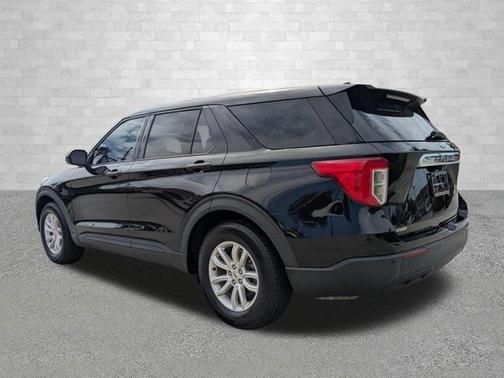 2021 Ford Explorer Base