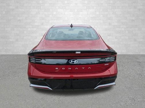 2025 Hyundai SONATA Hybrid SE