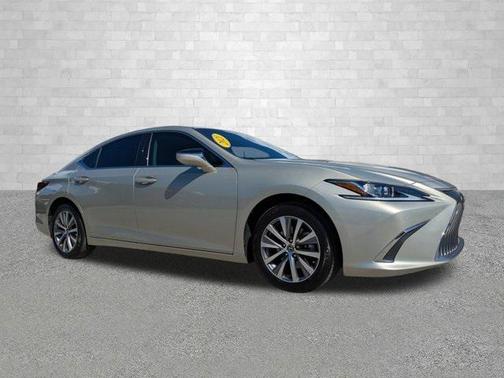 2021 Lexus ES 300h Base