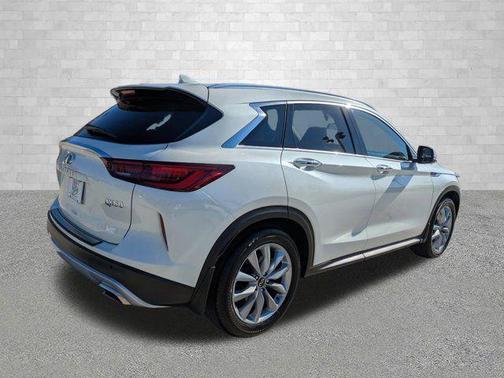 2022 INFINITI QX50 ESSENTIAL