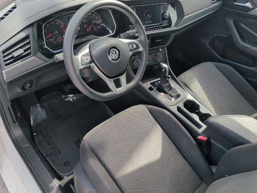 Pure White 2019 Volkswagen Jetta 1.4T S
