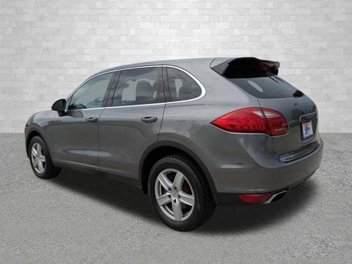 2011 Porsche Cayenne Base