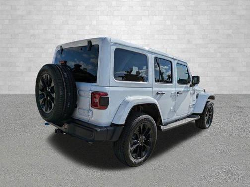 2022 Jeep Wrangler Unlimited 4xe Sahara