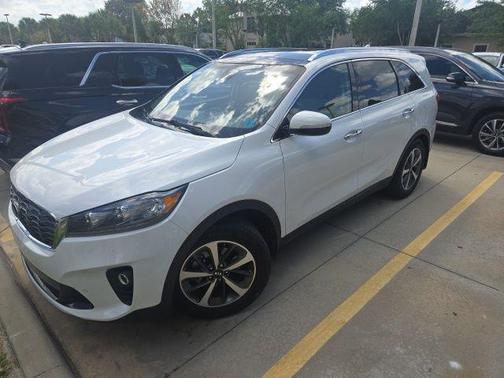 Snow White Pearl 2019 Kia Sorento EX