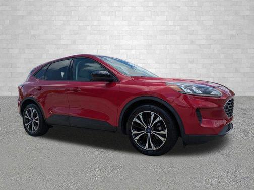 Rapid Red Metallic Tinted Clearcoat 2021 Ford Escape SE