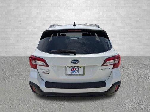 2019 Subaru Outback 2.5i Touring