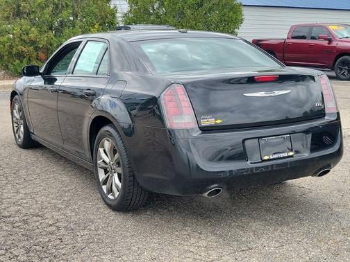 Gloss Black 2014 Chrysler 300 S