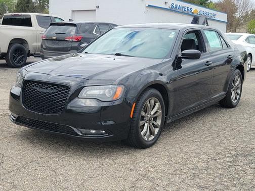 Gloss Black 2014 Chrysler 300 S