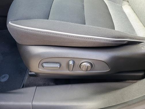 Sterling Gray Metallic 2023 Chevrolet Trailblazer LT