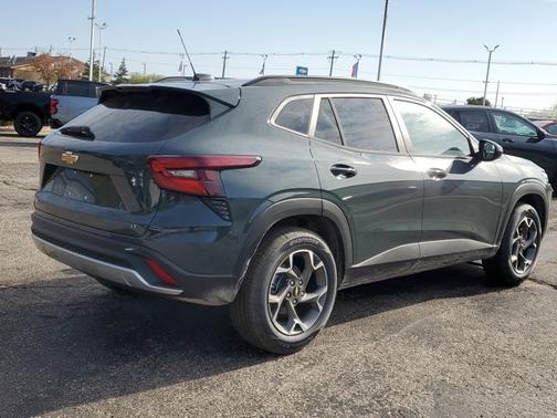 Cypress Gray 2026 Chevrolet Trax LT