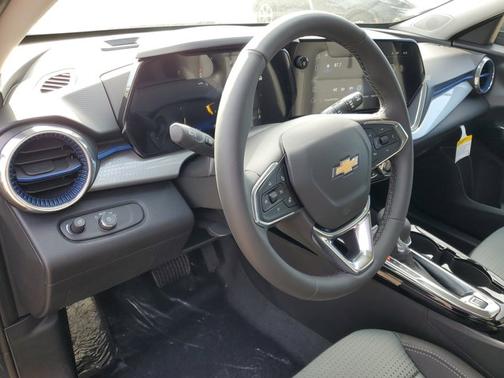 Cypress Gray 2026 Chevrolet Trax LT
