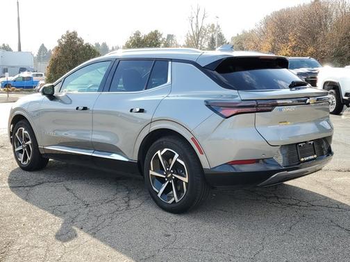 2025 Chevrolet Equinox EV LT