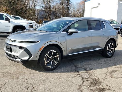 2025 Chevrolet Equinox EV LT