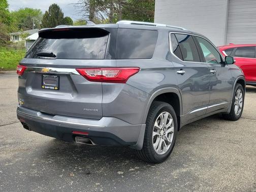 Satin Steel Metallic 2020 Chevrolet Traverse Premier