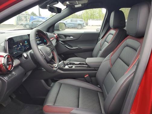 Radiant Red Tintcoat 2026 Chevrolet Equinox FWD RS