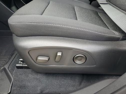 2025 Chevrolet Traverse FWD LT