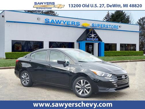 2023 Nissan Versa SV