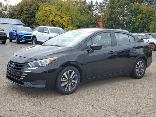2023 Nissan Versa SV