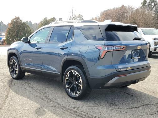 2025 Chevrolet Equinox FWD LT
