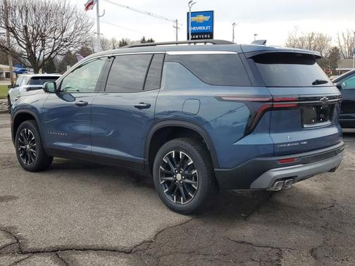 2026 Chevrolet Traverse AWD LT