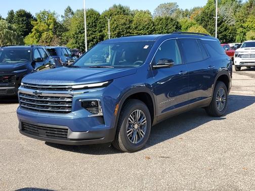 2026 Chevrolet Traverse AWD LT