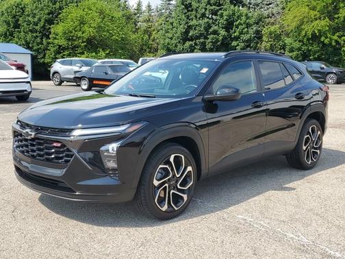 Mosaic Black Metallic 2024 Chevrolet Trax 2RS