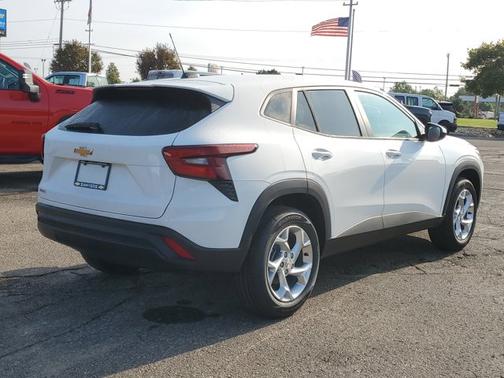2026 Chevrolet Trax LS